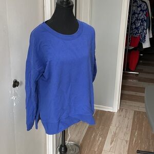 P464. Tuff Athletics Blue Crewneck Pullover